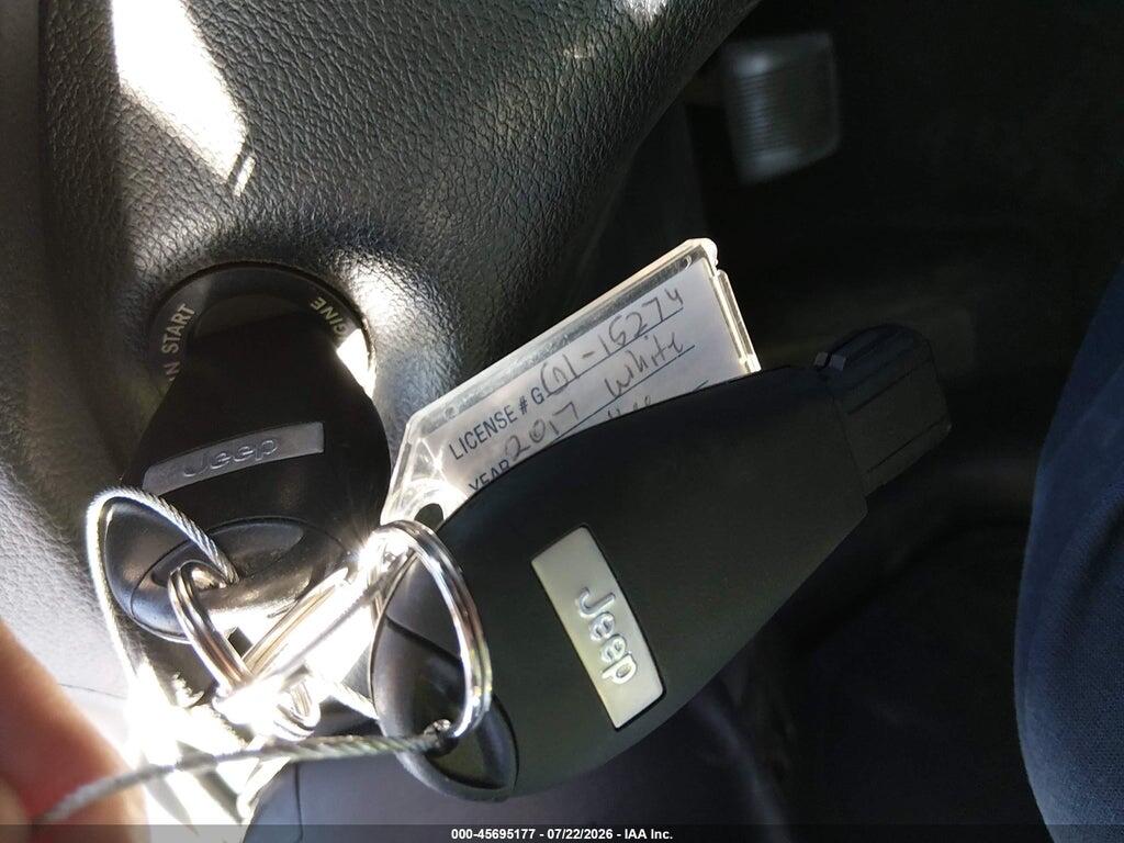 1C4PJMCB0JD528518 2018 JEEP CHEROKEE photo no. 11