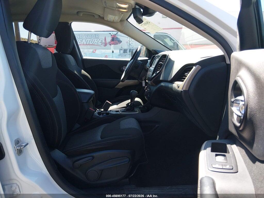 1C4PJMCB0JD528518 2018 JEEP CHEROKEE photo no. 5
