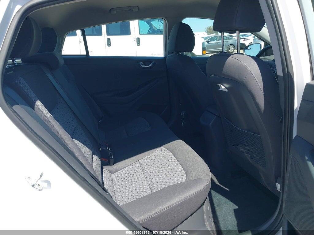 KMHC65LC6JU083051 2018 HYUNDAI IONIQ HYBRID photo no. 8