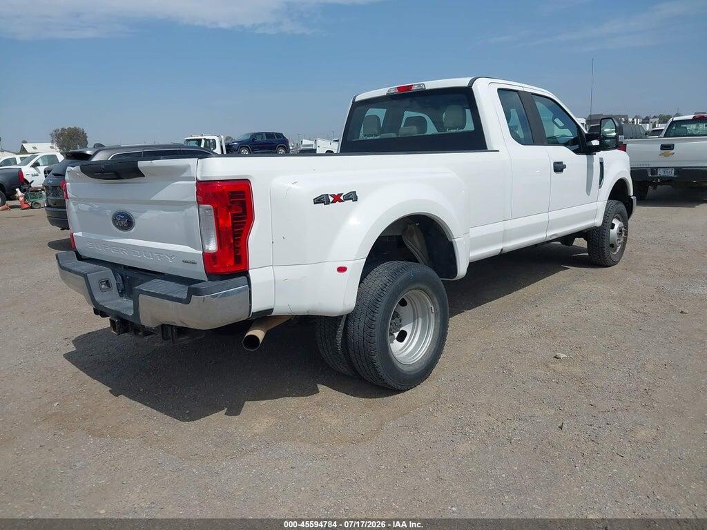 1FT8X3D68JEC84142 2018 FORD F-350 photo no. 4