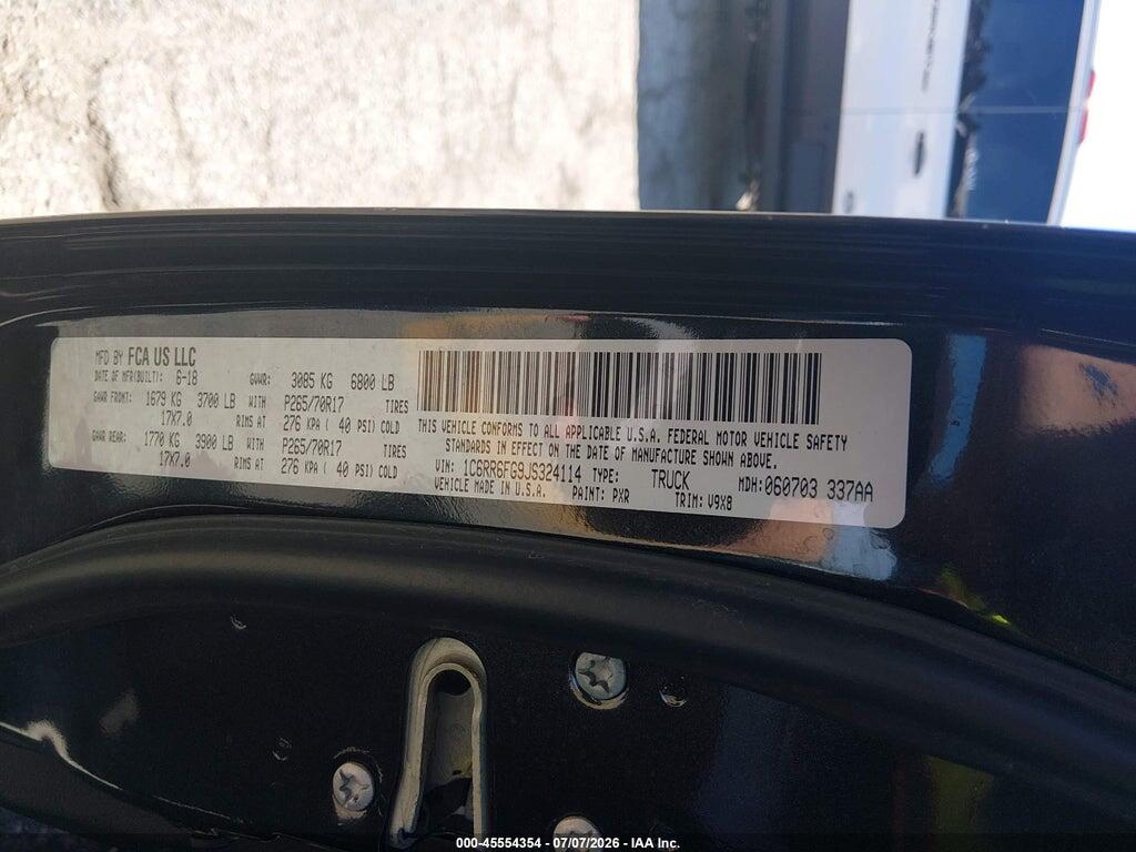 1C6RR6FG9JS324114 2018 RAM 1500 photo no. 9