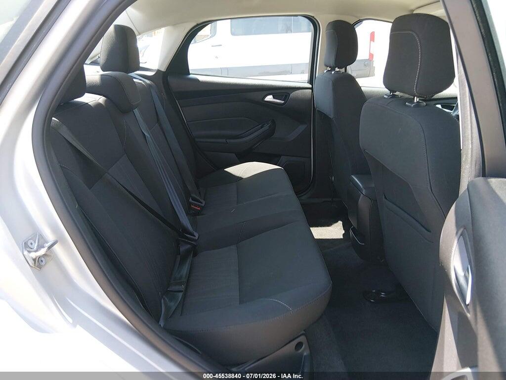 1FADP3F22JL328565 2018 FORD FOCUS photo no. 8