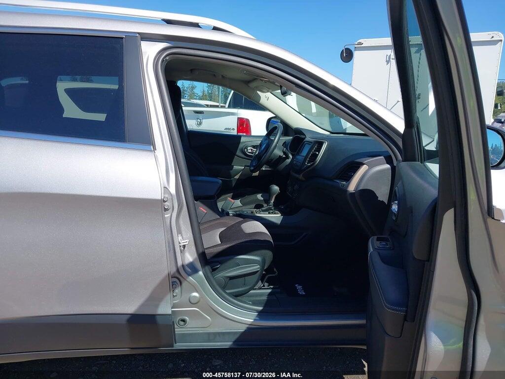 1C4PJMCB0JD528602 2018 JEEP CHEROKEE photo no. 5