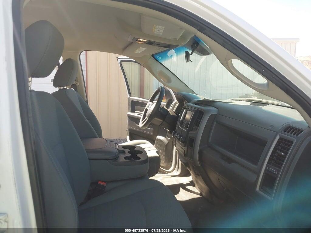 1C6RR7FG7JS326224 2018 RAM 1500 photo no. 5