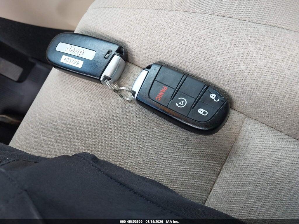 1C4RJFAG2KC837028 2019 JEEP GRAND CHEROKEE photo no. 11