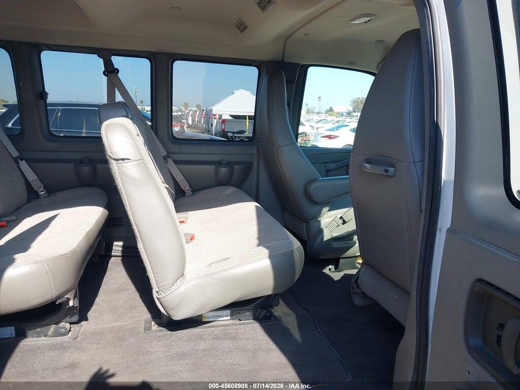 1GAZGNFG2K1328885 2019 CHEVROLET EXPRESS 3500 photo no. 8