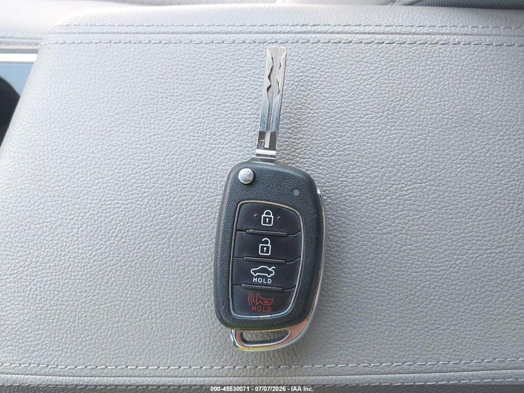 5NPE24AAXKH774955 2019 HYUNDAI SONATA photo no. 11