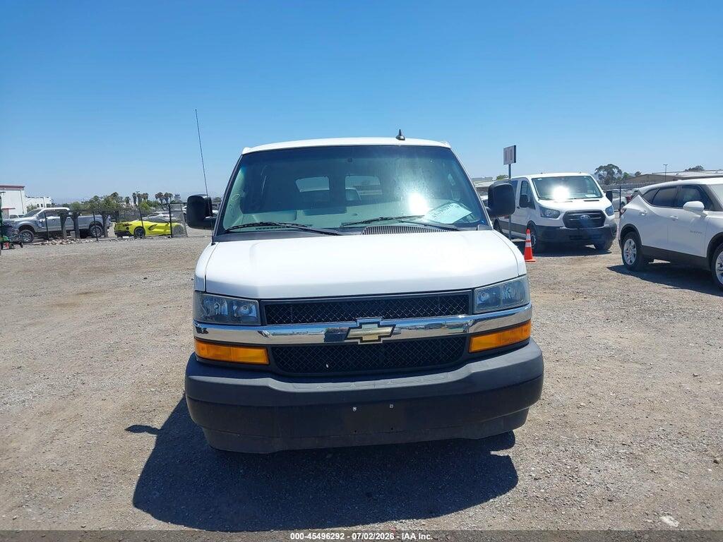 1GAWGEFG8K1290016 2019 CHEVROLET EXPRESS 2500 photo no. 6