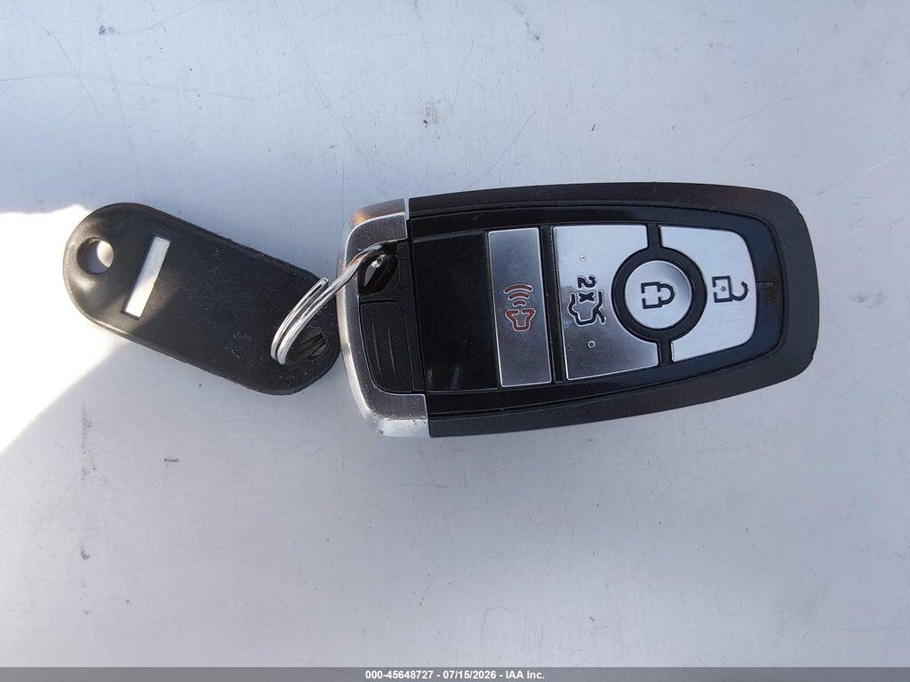 3FA6P0LU9KR258059 2019 FORD FUSION HYBRID photo no. 11