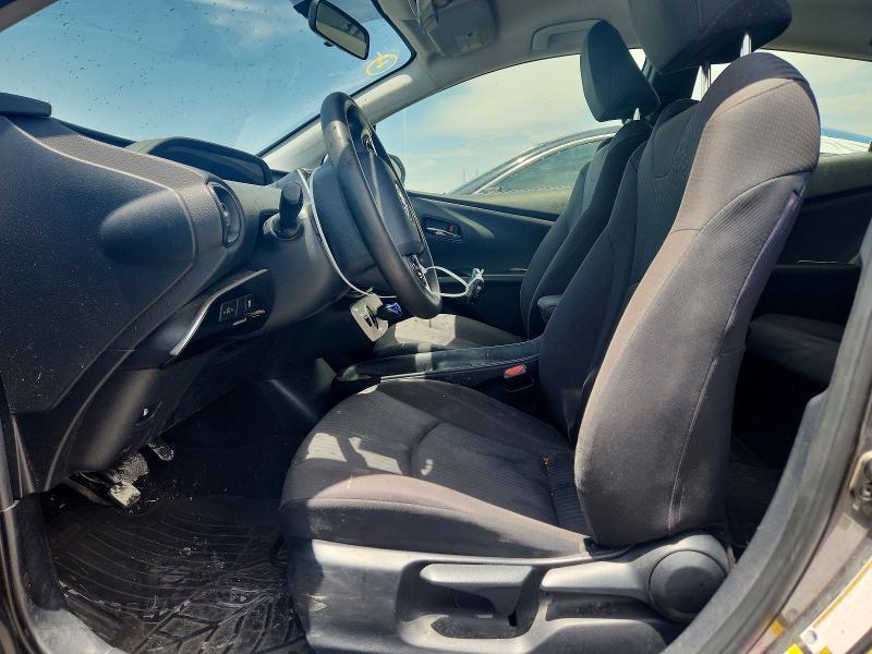 2016 TOYOTA PRIUS TWO — Фото 7 из 12