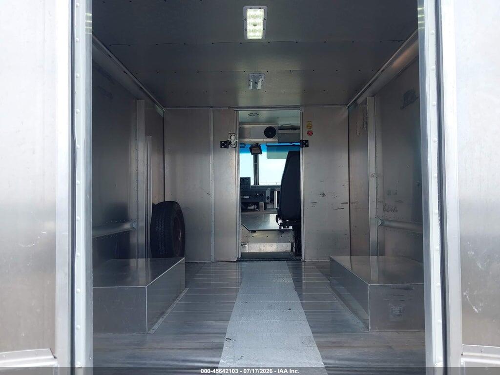 1FC3E3KK7MDC17946 2021 FORD E-350 STRIPPED photo no. 12