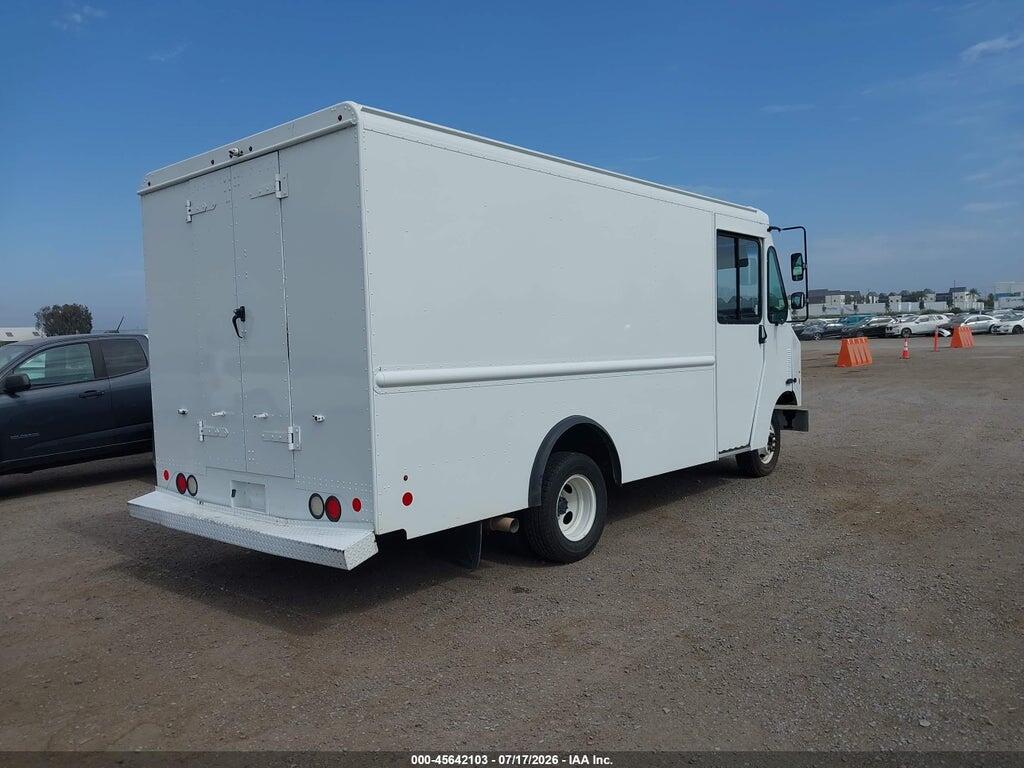 1FC3E3KK7MDC17946 2021 FORD E-350 STRIPPED photo no. 4