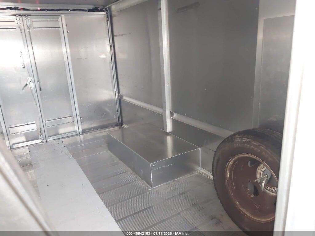 1FC3E3KK7MDC17946 2021 FORD E-350 STRIPPED photo no. 8