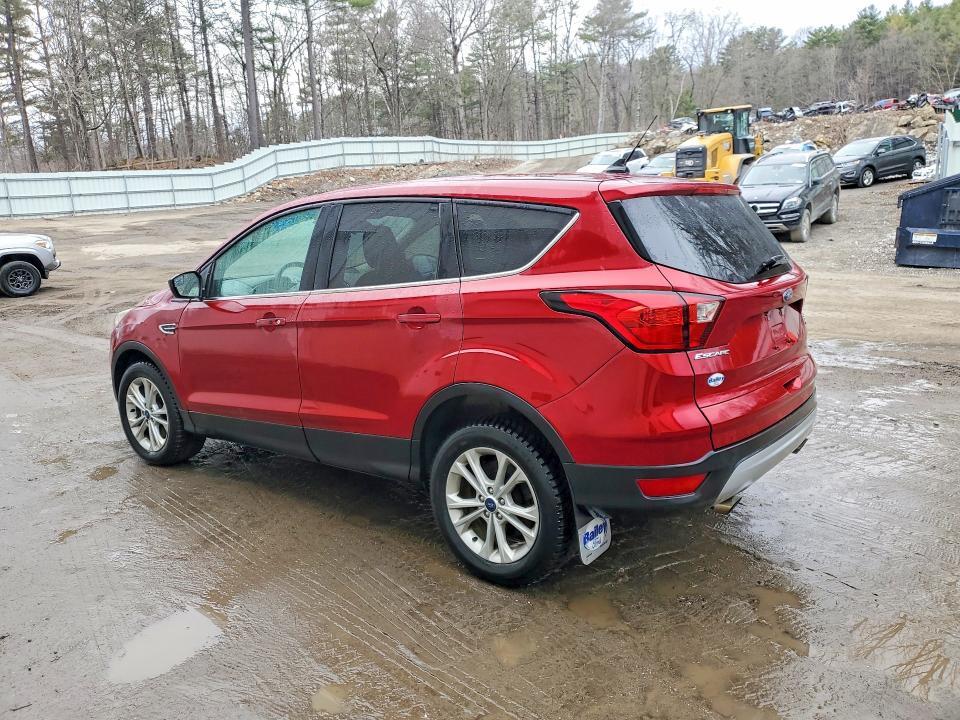 2019 FORD ESCAPE SE — Фото 2 из 14