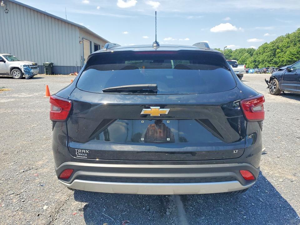 2025 CHEVROLET TRAX 1LT — Фото 6 из 13