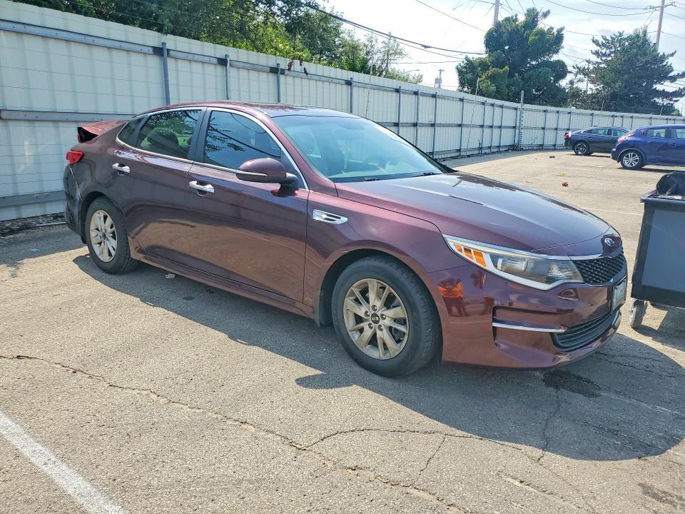 5XXGT4L36GG023603 2016 KIA OPTIMA photo no. 4