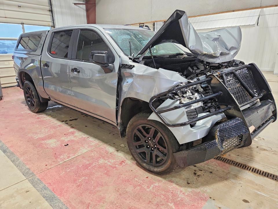 2025 CHEVROLET SILVERADO K1500 LT TRAIL BOSS — Фото 4 из 12