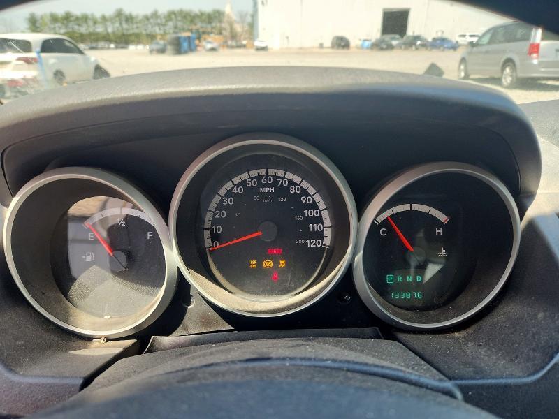 2010 DODGE GRAND CARAVAN SE — Фото 9 из 13