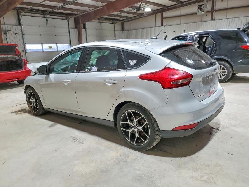 1FADP3M29HL302090 2017 FORD FOCUS photo no. 2