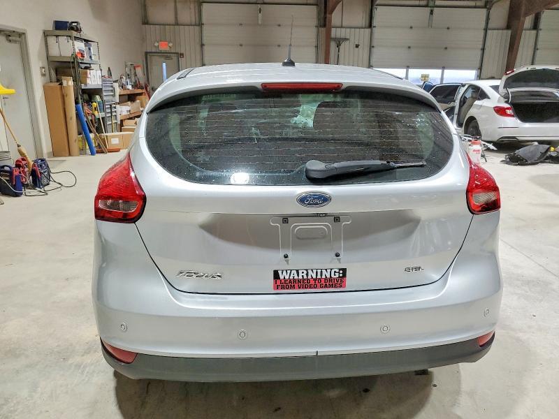 1FADP3M29HL302090 2017 FORD FOCUS photo no. 6