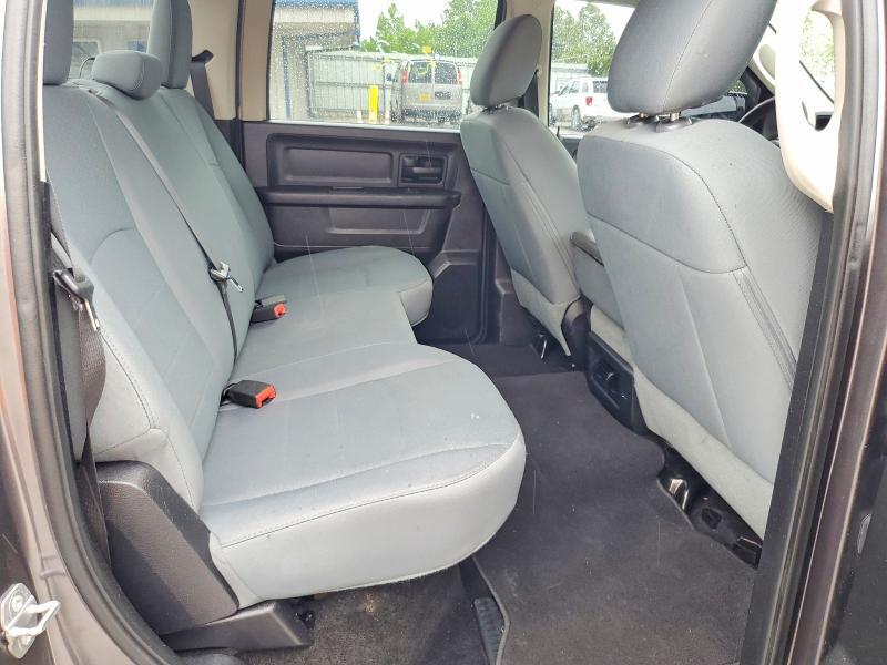 2015 RAM 1500 ST — Фото 10 из 12