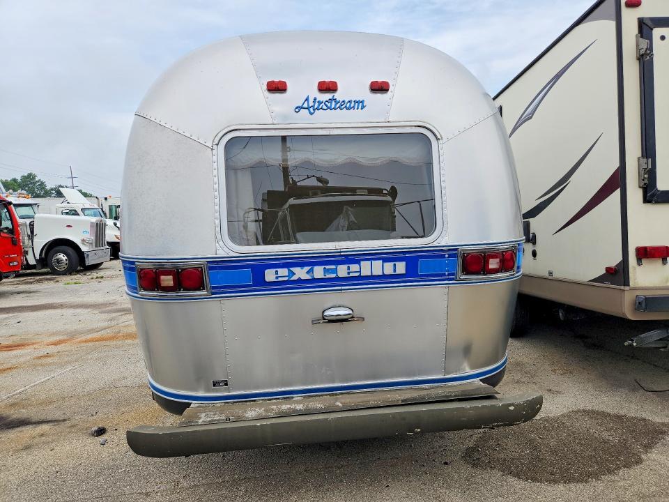 1988 AIRSTREAM EXCELLA CAMPER — Фото 6 из 8