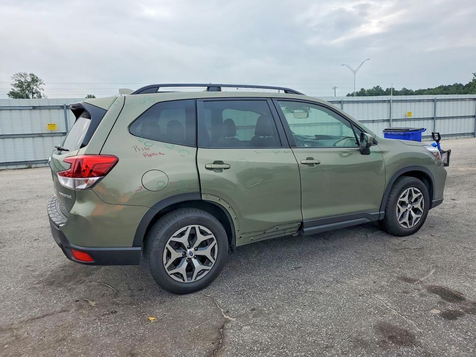 2020 SUBARU FORESTER PREMIUM — Фото 3 из 13