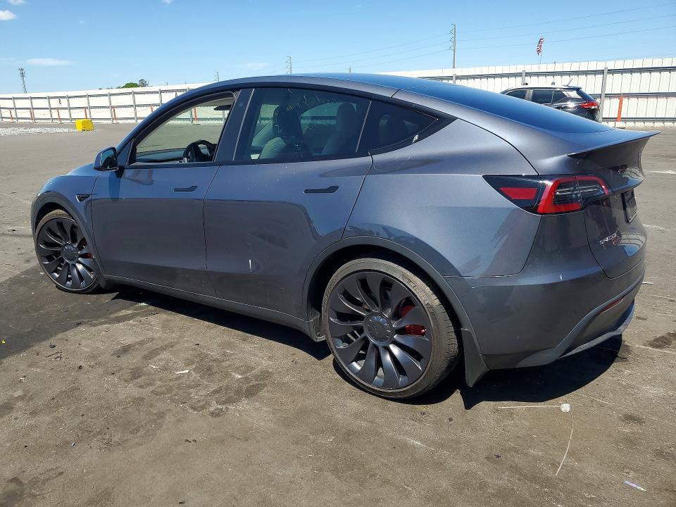 2023 TESLA MODEL Y — Фото 2 из 12