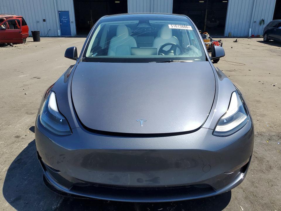 2023 TESLA MODEL Y — Фото 5 из 12