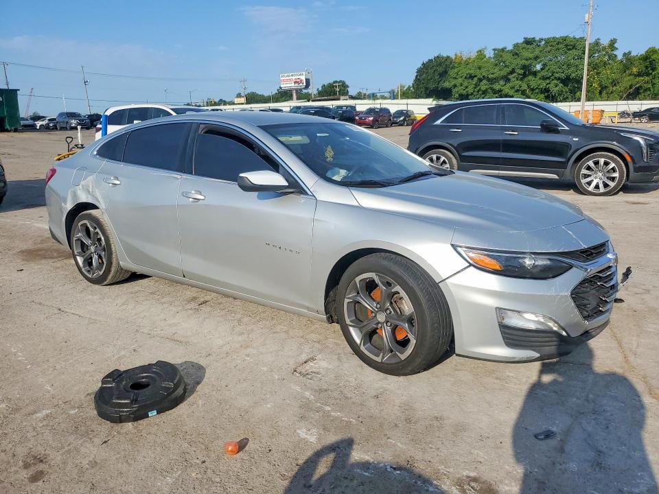 2020 CHEVROLET MALIBU LT — Фото 4 из 12