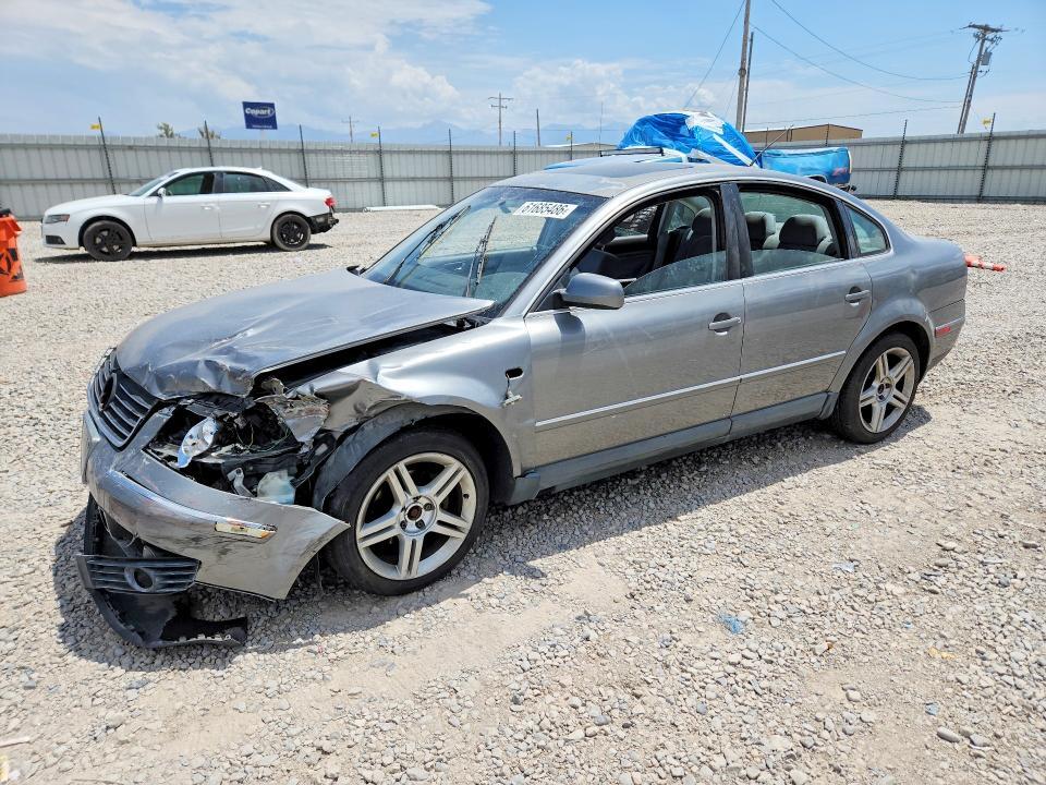 2004 VOLKSWAGEN PASSAT WVWPD63BX4P094744