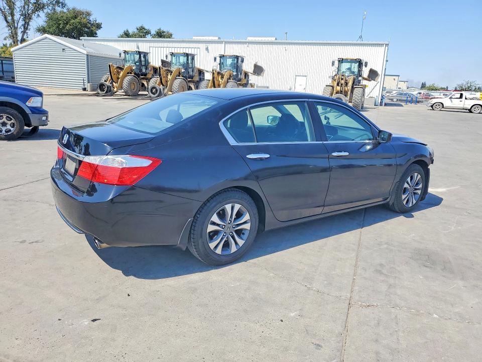 2015 HONDA ACCORD LX — Фото 3 из 12
