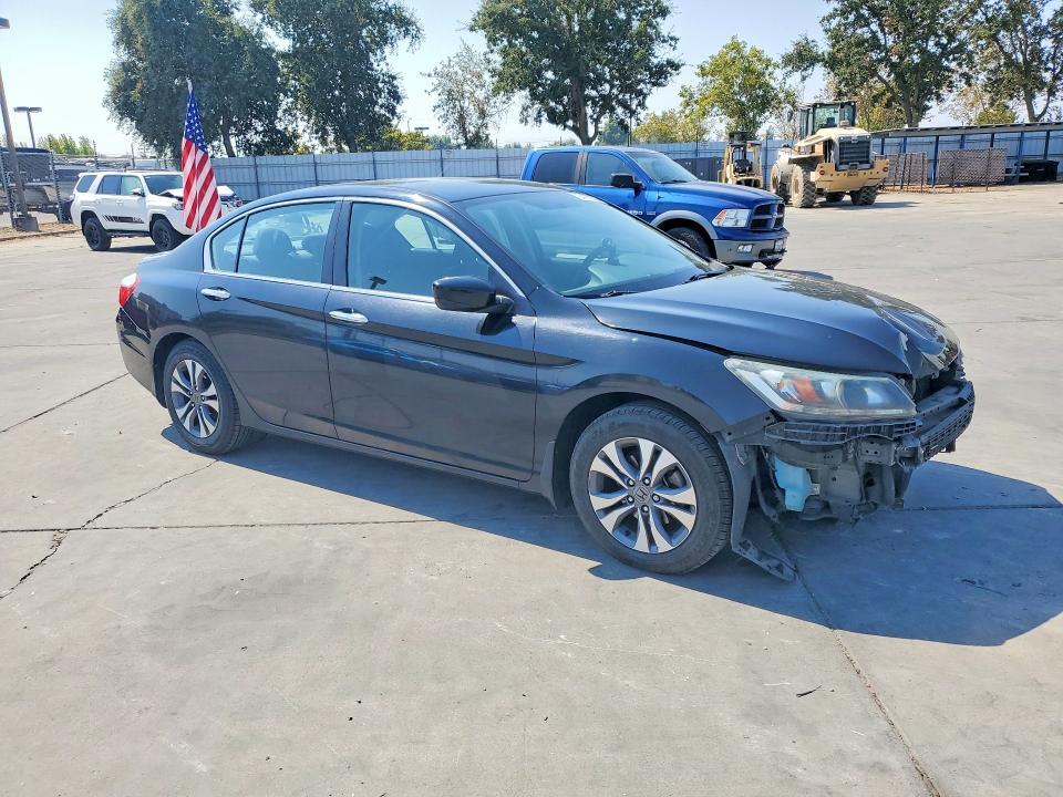 2015 HONDA ACCORD LX — Фото 4 из 12
