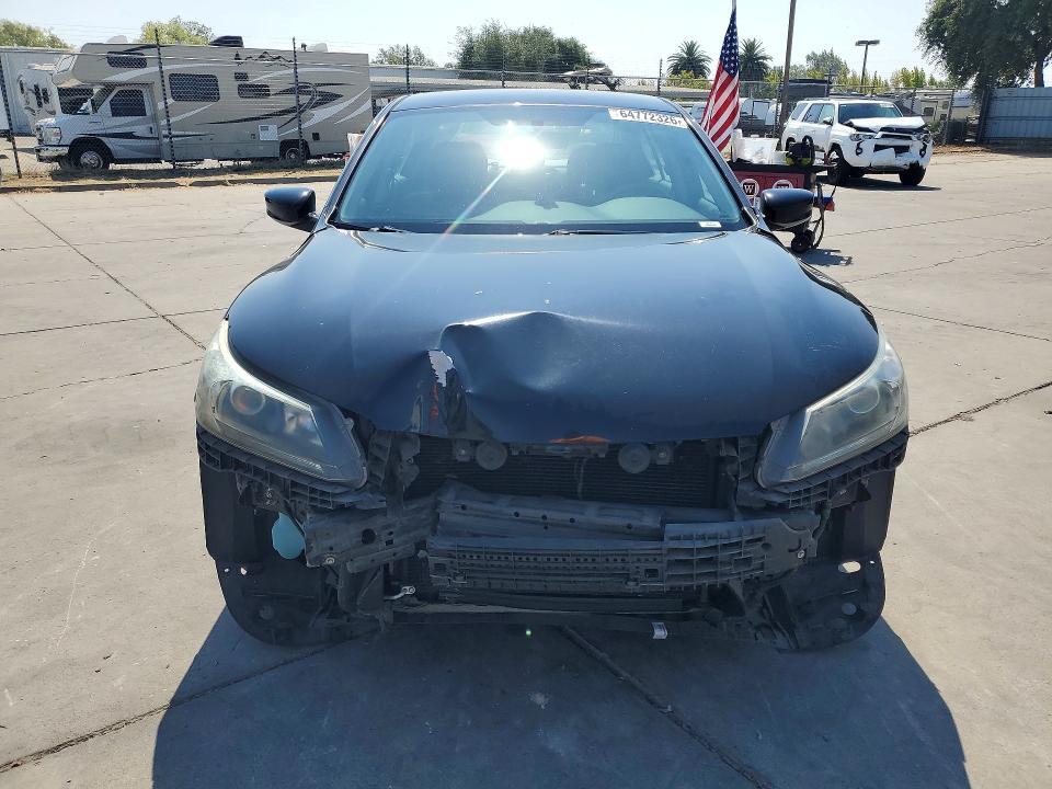2015 HONDA ACCORD LX — Фото 5 из 12