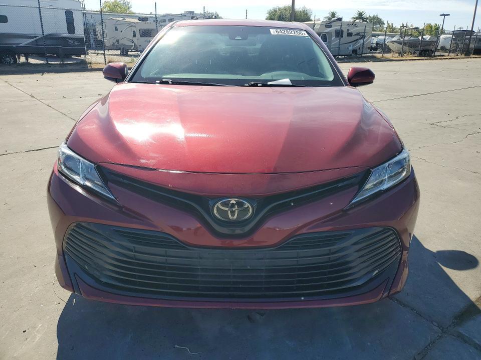 2018 TOYOTA CAMRY LE — Фото 5 из 12