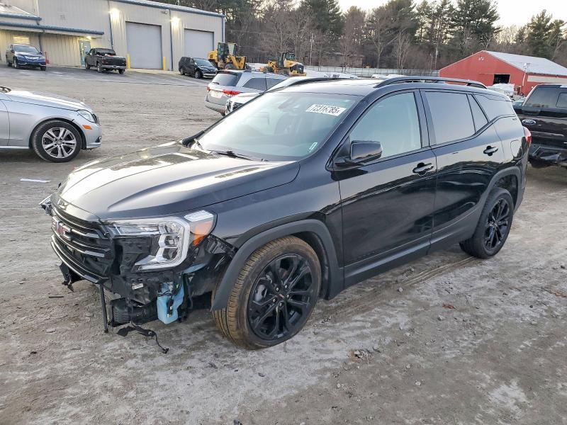 2022 GMC TERRAIN SLT
