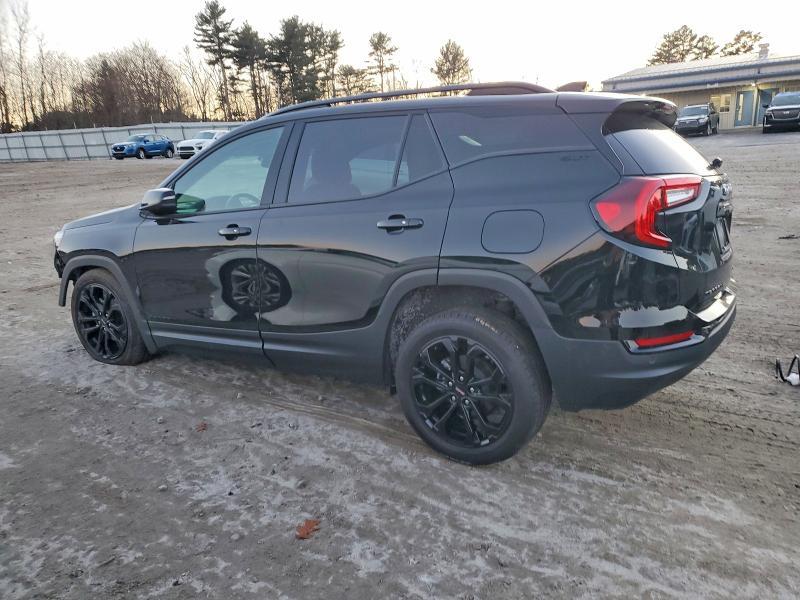 2022 GMC TERRAIN SLT — Фото 2 из 14