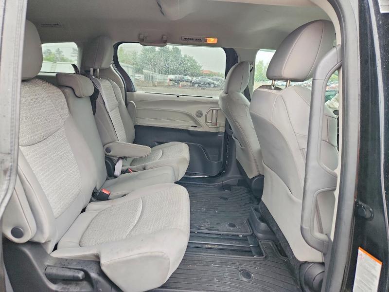 2022 TOYOTA SIENNA LE — Фото 11 из 14