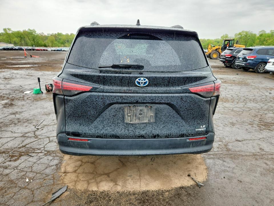 2022 TOYOTA SIENNA LE — Фото 6 из 14