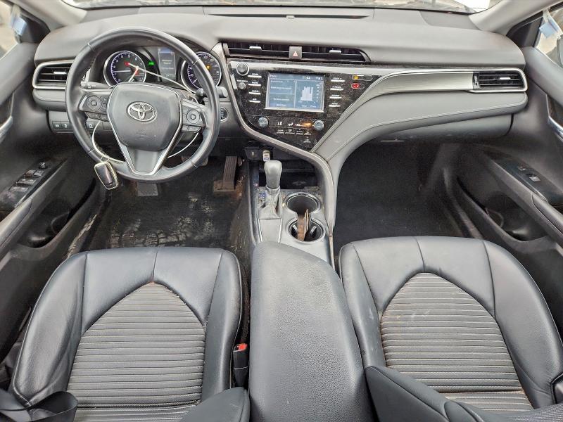2019 TOYOTA CAMRY SE — Фото 8 из 13