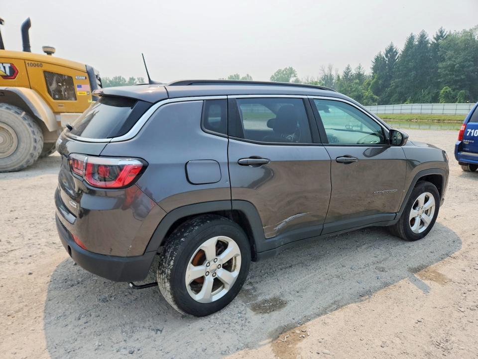 2018 JEEP COMPASS LATITUDE — Фото 3 из 12