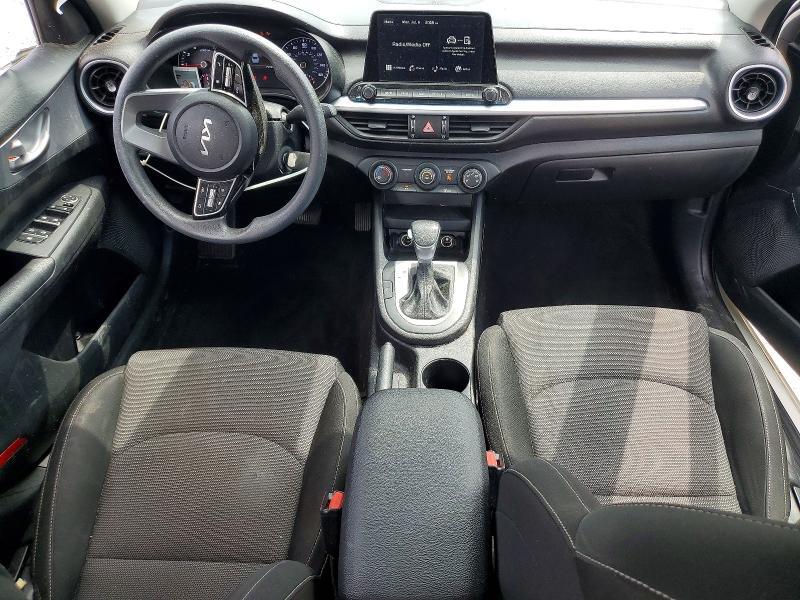 2023 KIA FORTE LXS — Фото 8 из 12