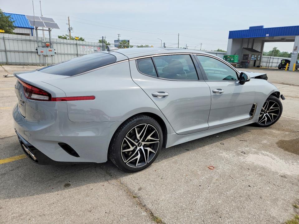2022 KIA STINGER GT LINE — Фото 3 из 12
