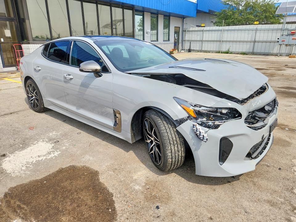 2022 KIA STINGER GT LINE — Фото 4 из 12