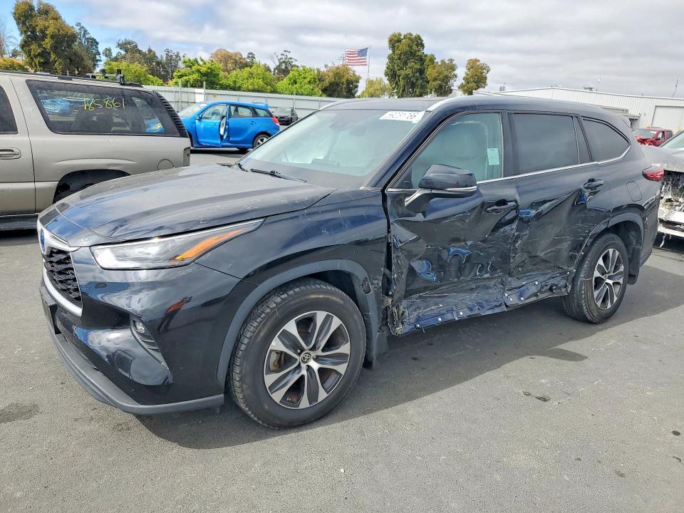 2022 TOYOTA HIGHLANDER HYBRID 5TDHBRCH0NS548863