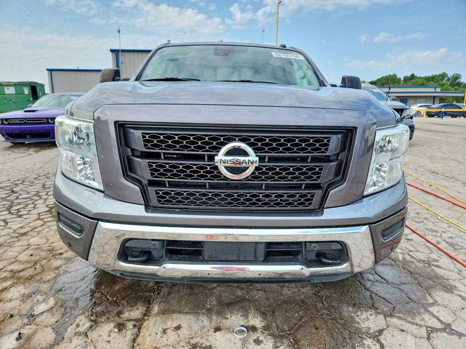 2020 NISSAN TITAN SV — Фото 5 из 12