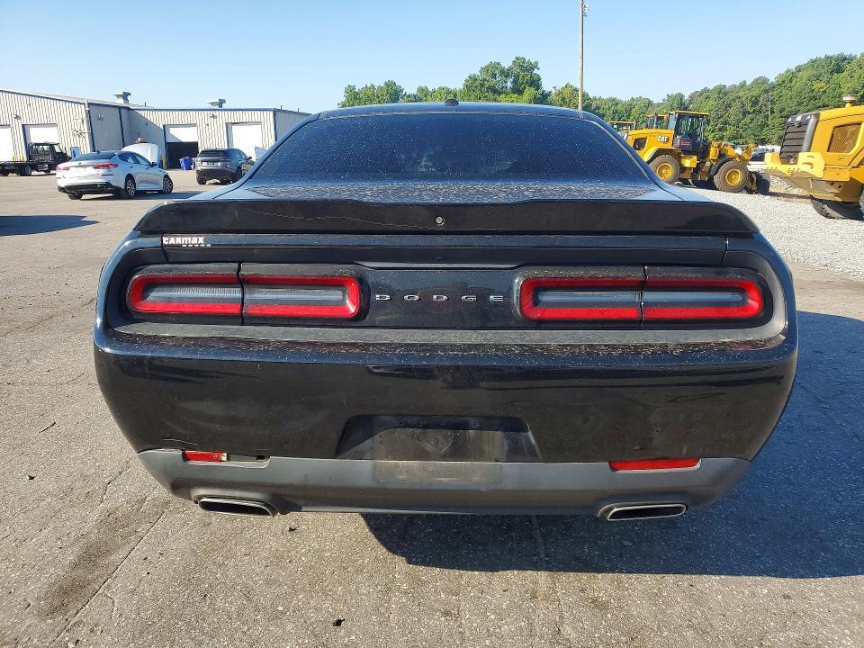 2019 DODGE CHALLENGER SXT — Фото 6 из 12