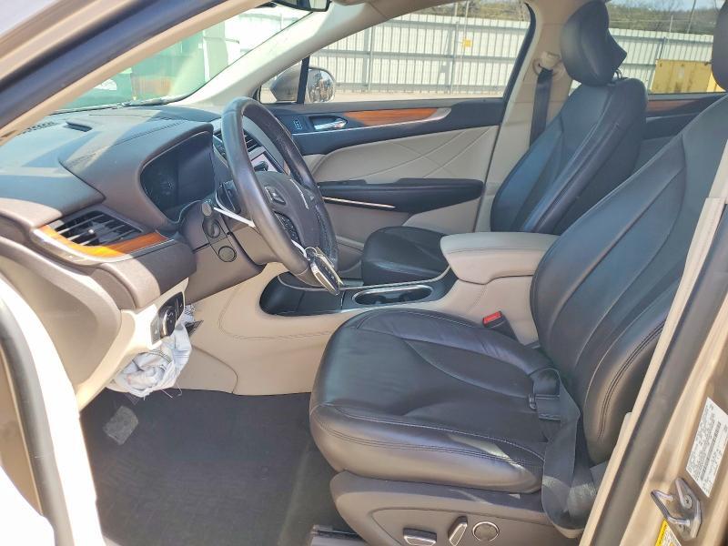 2019 LINCOLN MKC SELECT — Фото 7 из 14