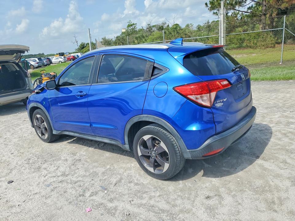 3CZRU6H78JM708389 2018 HONDA HR-V photo no. 2