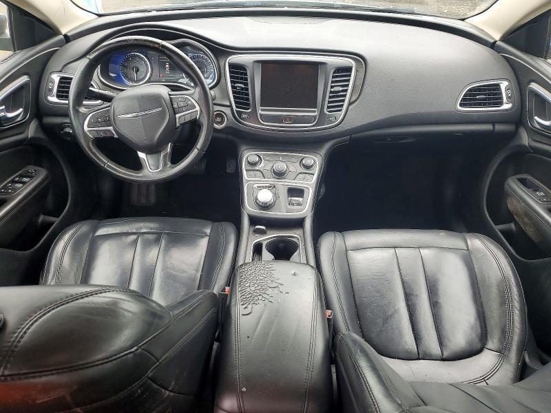 2017 CHRYSLER 200 LIMITED — Фото 8 из 12